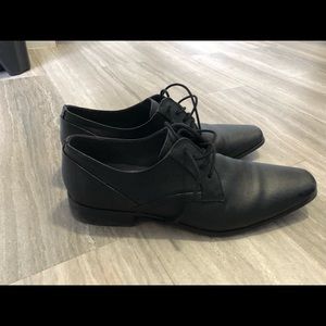 Calvin Klein black dress shoes